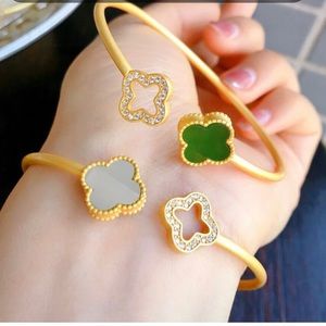 Four leaf clover bracelet, 925 gilt